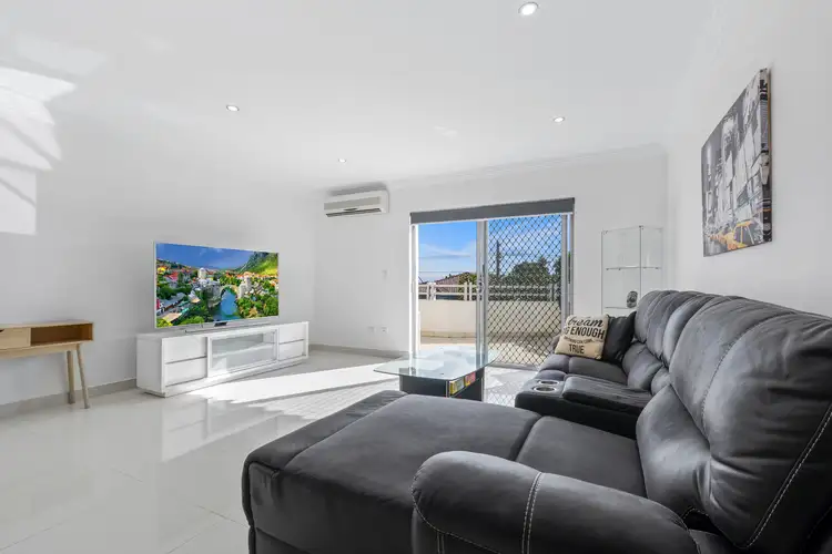 1/59 Kimberley Road, Hurstville NSW 2220