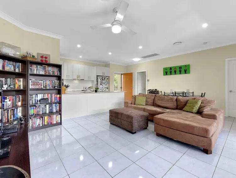 Third view of Homely apartment listing, 3/27 Railway Parade, Nundah QLD 4012