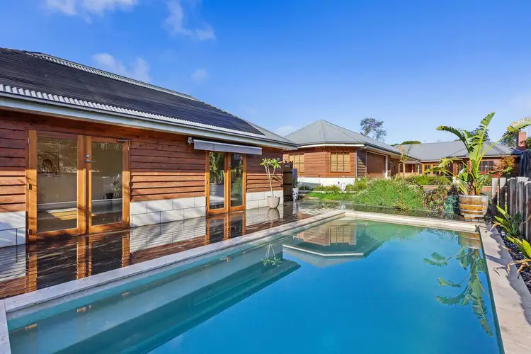 18 Marguerita Avenue, Mount Martha VIC 3934