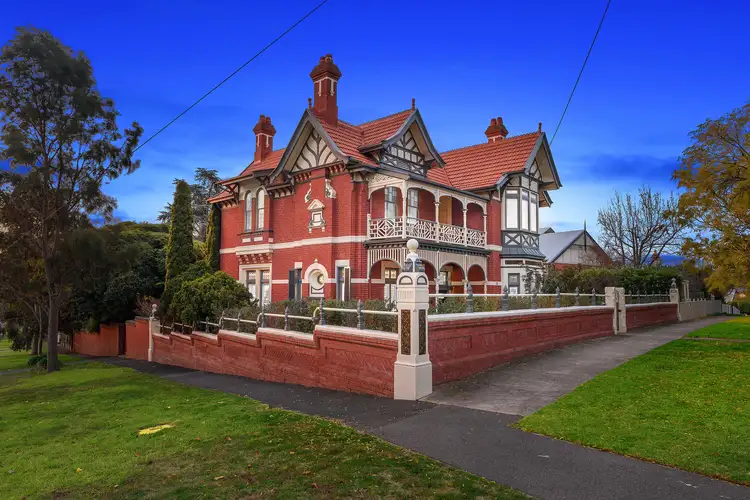 16 Valentine Street, Bendigo VIC 3550