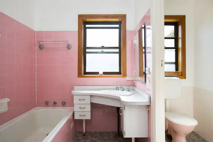 Fifth view of Homely house listing, 8 Helen Brae Avenue, Fairy Meadow NSW 2519