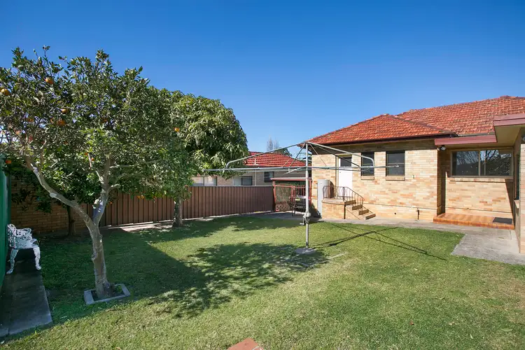 Sixth view of Homely house listing, 8 Helen Brae Avenue, Fairy Meadow NSW 2519