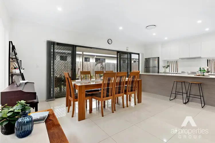 Fifth view of Homely house listing, 3 Jacaranda Crescent, Drewvale QLD 4116