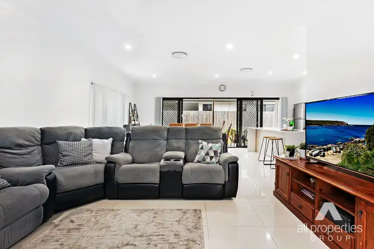 Sixth view of Homely house listing, 3 Jacaranda Crescent, Drewvale QLD 4116