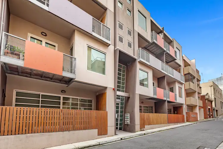 12/18 Tyrone Street, North Melbourne VIC 3051