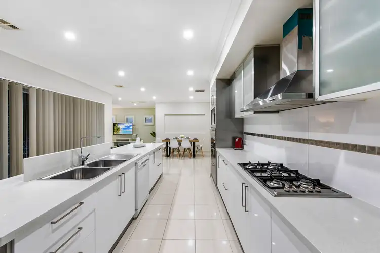 Fifth view of Homely house listing, 65 Banchory Avenue, Hillside VIC 3037