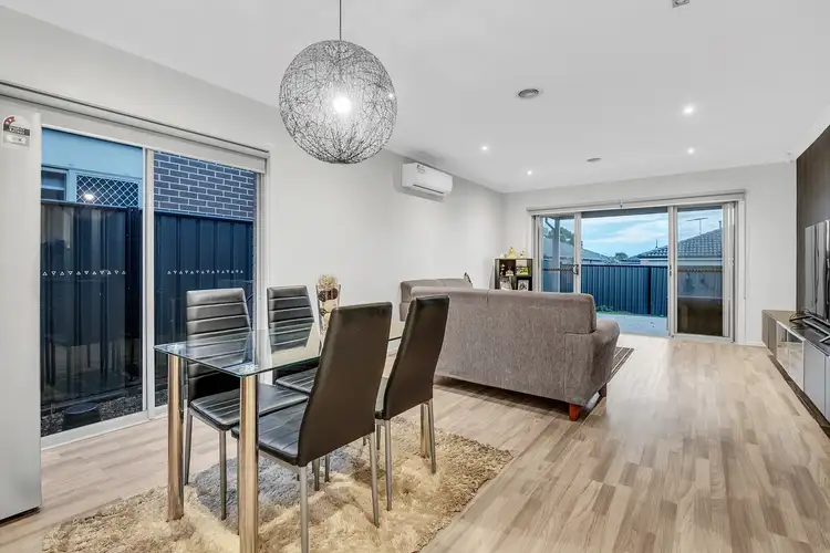 Seventh view of Homely house listing, 37 Kensley Circuit, Craigieburn VIC 3064