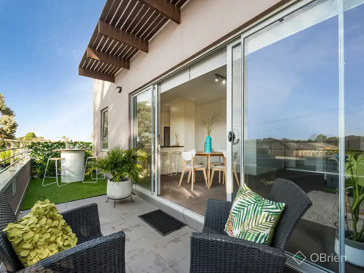 2/19 Lats Avenue, Carrum Downs VIC 3201