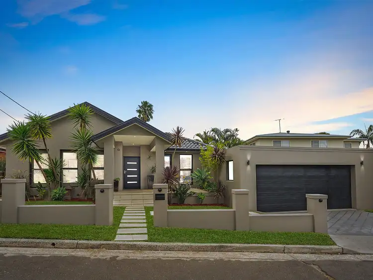 1 Parkside Drive, Blakehurst NSW 2221