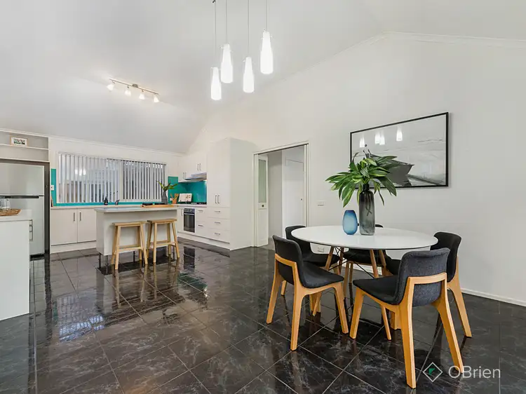 3 Laurel Crescent, Carrum Downs VIC 3201