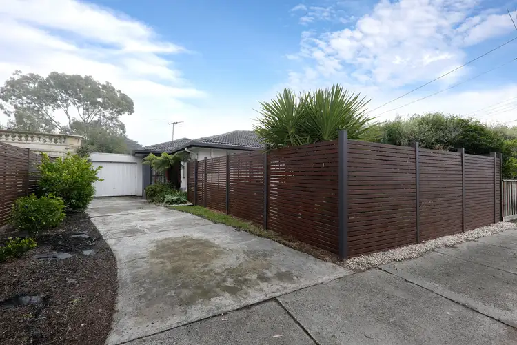 2/1 Apsley Street, Mount Waverley VIC 3149