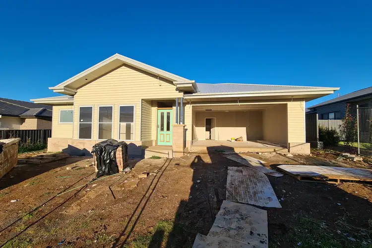 19 Tuscany Boulevard, Tamworth NSW 2340
