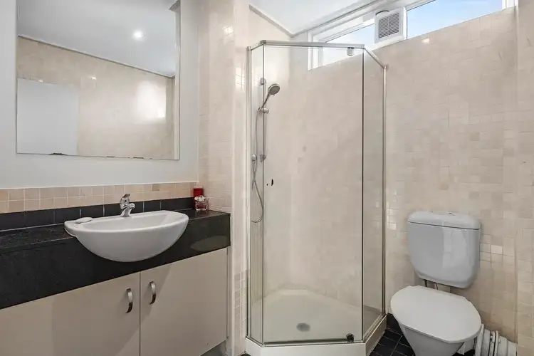 Fifth view of Homely apartment listing, 16/10 Fitzroy Street, Geelong VIC 3220