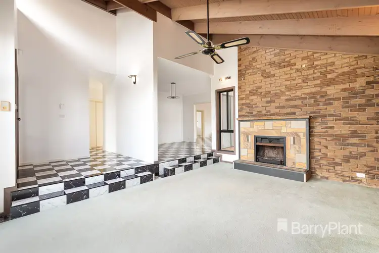Fifth view of Homely house listing, 21 Clematis Court, Meadow Heights VIC 3048