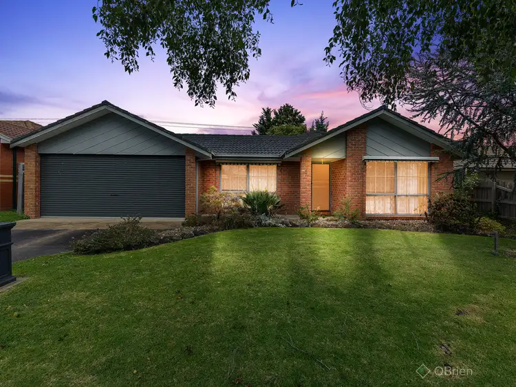 6 Elda Court, Cranbourne North VIC 3977