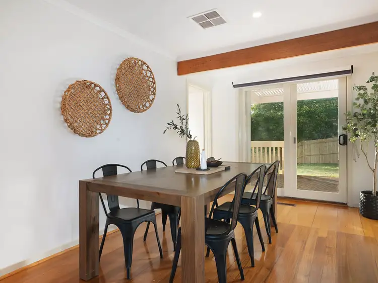 Sixth view of Homely house listing, 2 Derwent Place, Watsonia North VIC 3087