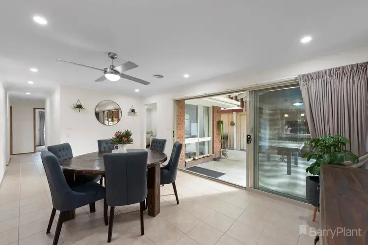 Sixth view of Homely house listing, 2 Karrum Karrum Court, Narre Warren South VIC 3805