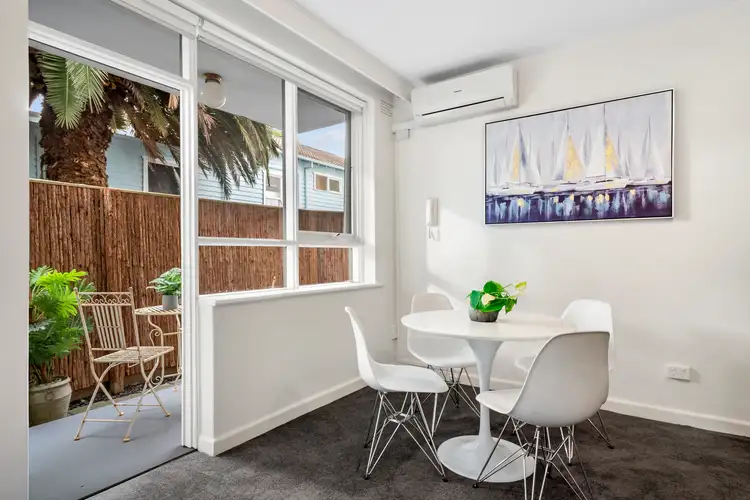 Third view of Homely apartment listing, 2/38 Alder Street, Caulfield South VIC 3162