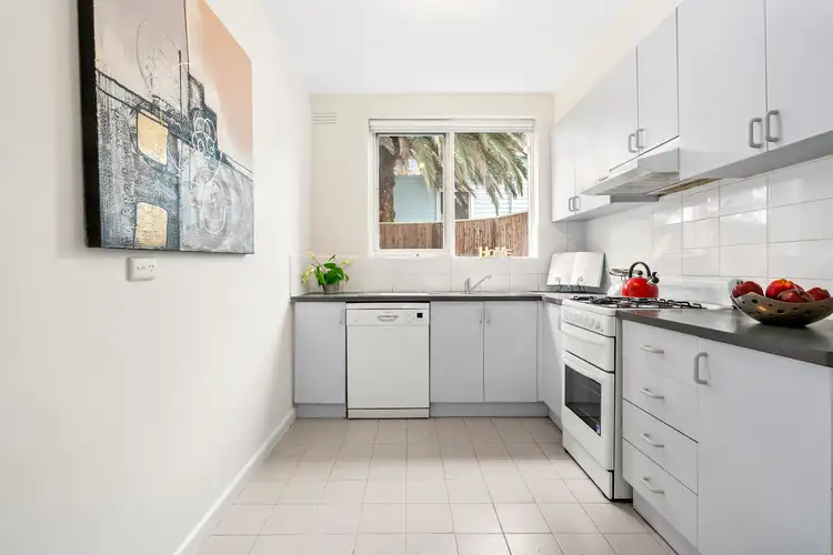 Fifth view of Homely apartment listing, 2/38 Alder Street, Caulfield South VIC 3162