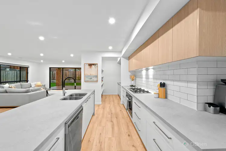 Third view of Homely house listing, 8 Lysanne Crescent, Berwick VIC 3806