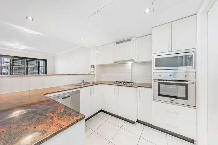 62/141 Bowden Street