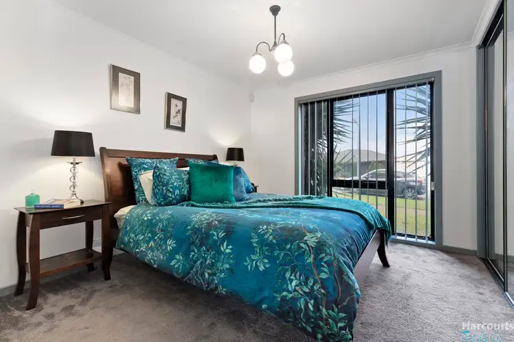 Sixth view of Homely house listing, 9 Parklands Drive, Thomastown VIC 3074