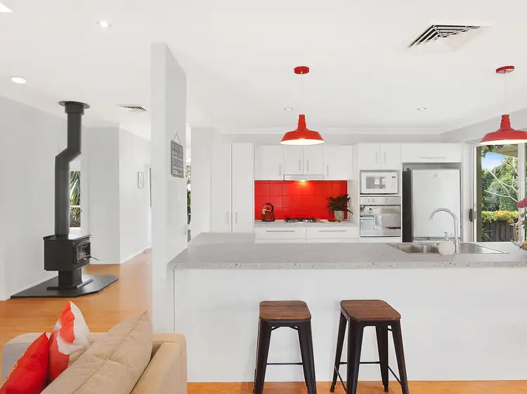 1 Arnold Crescent, Terrigal NSW 2260