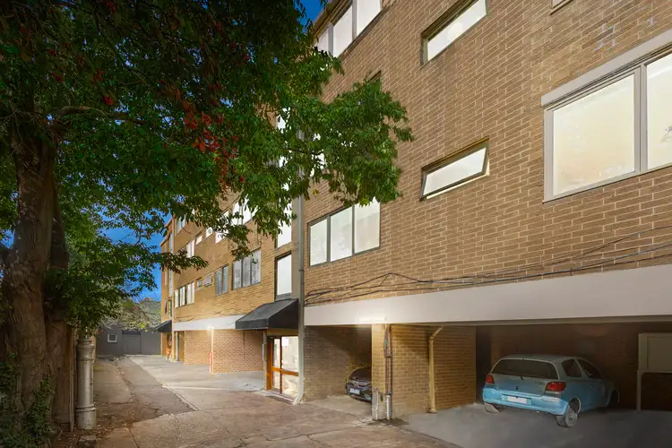 Main view of Homely apartment listing, 15/52 Baker Street, Richmond VIC 3121