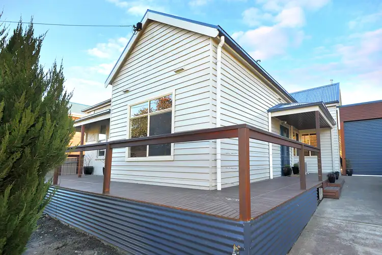 11 Banksia Street, Ararat VIC 3377