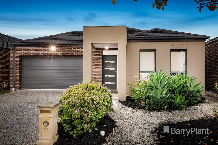 38 Mount Eccles Way, South Morang VIC 3752