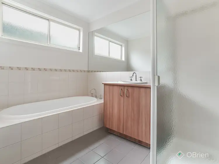 Fifth view of Homely house listing, 4 Amberlea Circuit, Taylors Hill VIC 3037