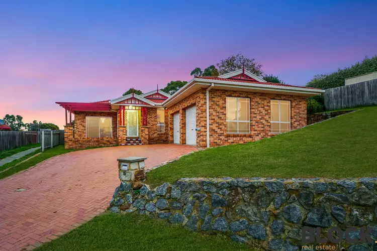 15 Giliruk Crescent, Ngunnawal ACT 2913