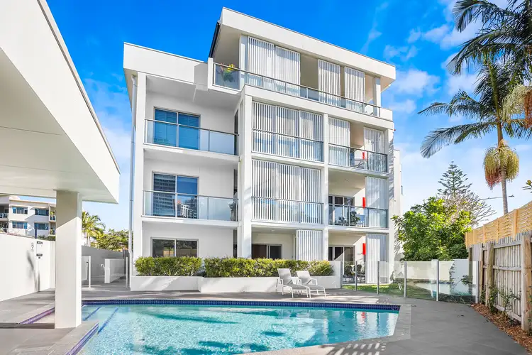 Fifth view of Homely unit listing, 2/35-37 Tarcoola Crescent, Chevron Island QLD 4217
