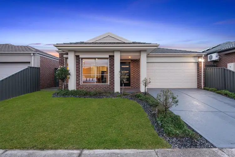 Main view of Homely house listing, 5 Kendall Street, Hillside VIC 3037
