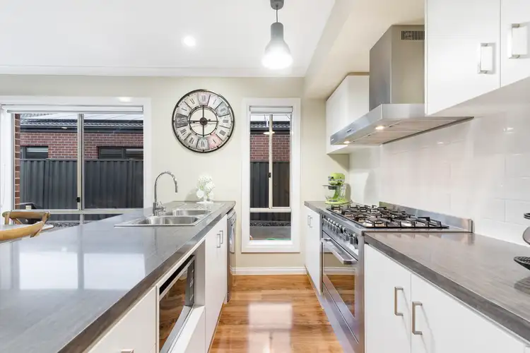 Fourth view of Homely house listing, 5 Kendall Street, Hillside VIC 3037