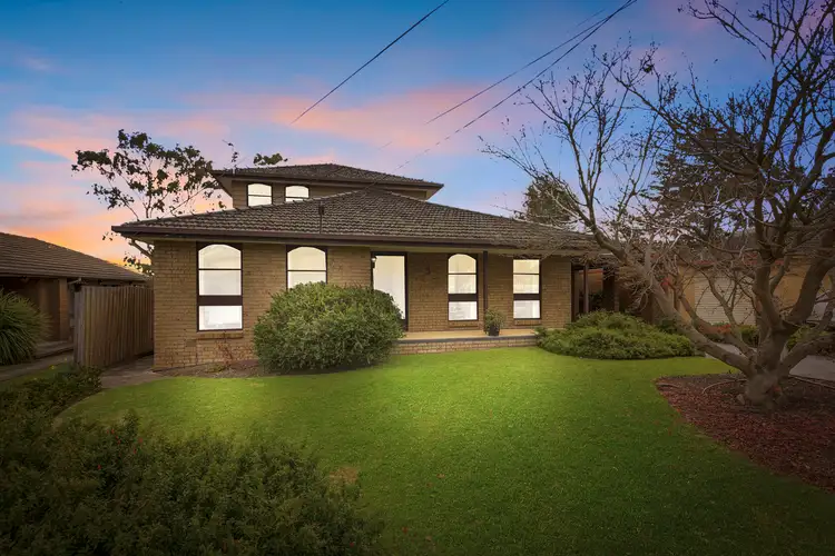 Second view of Homely house listing, 3 Huon Court, Keilor VIC 3036