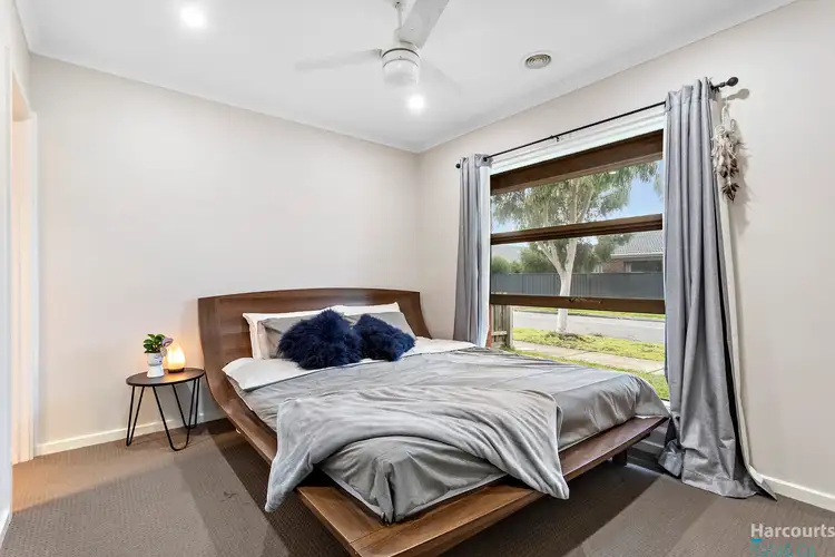 Fifth view of Homely house listing, 1 Persimmon Way, Doreen VIC 3754