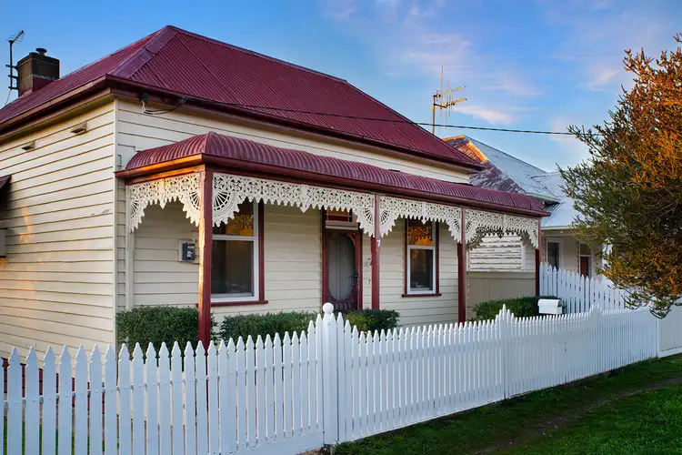 Main view of Homely house listing, 7 Duncan Street, Long Gully VIC 3550