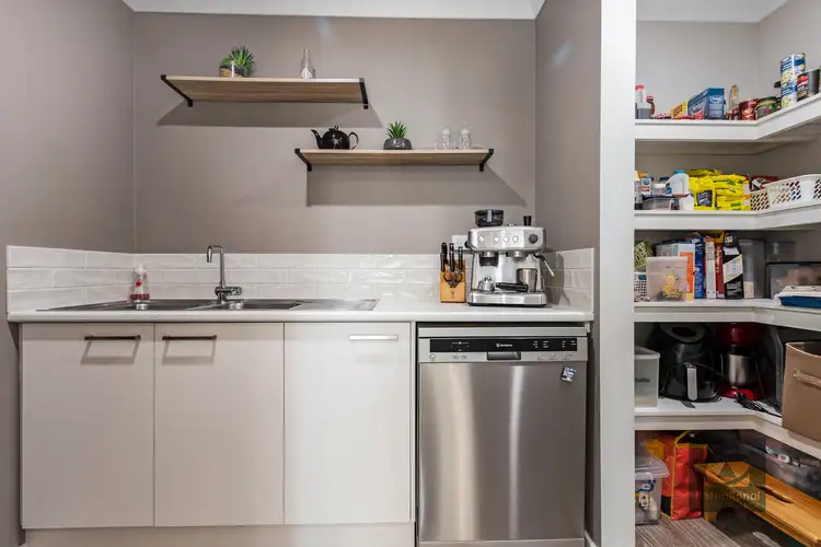 Sixth view of Homely house listing, 7 Delly Close, Echuca VIC 3564