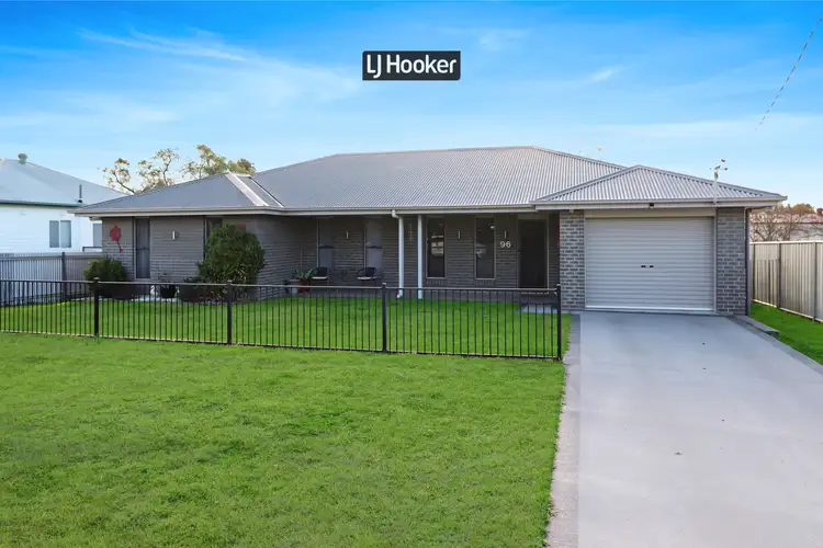 96 Chester Street, Inverell NSW 2360