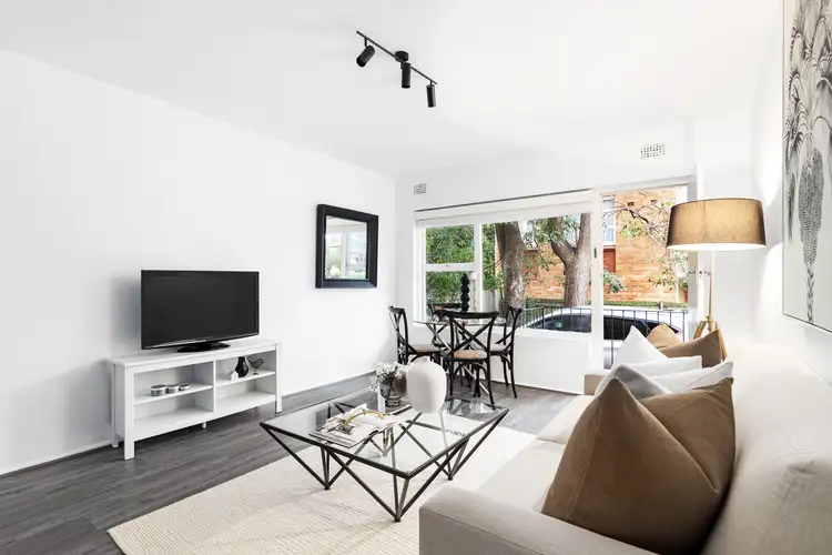 Second view of Homely unit listing, 3/9 Grafton Crescent, Dee Why NSW 2099