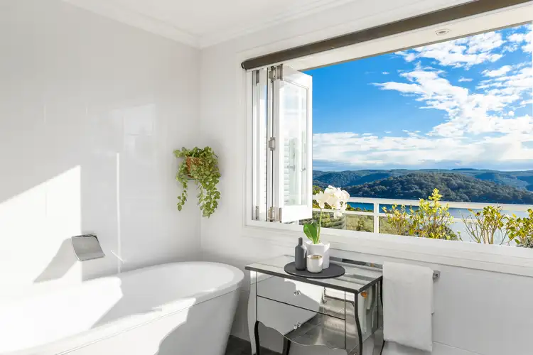 Sixth view of Homely house listing, 2 Yarrabee Place, Bilgola Plateau NSW 2107