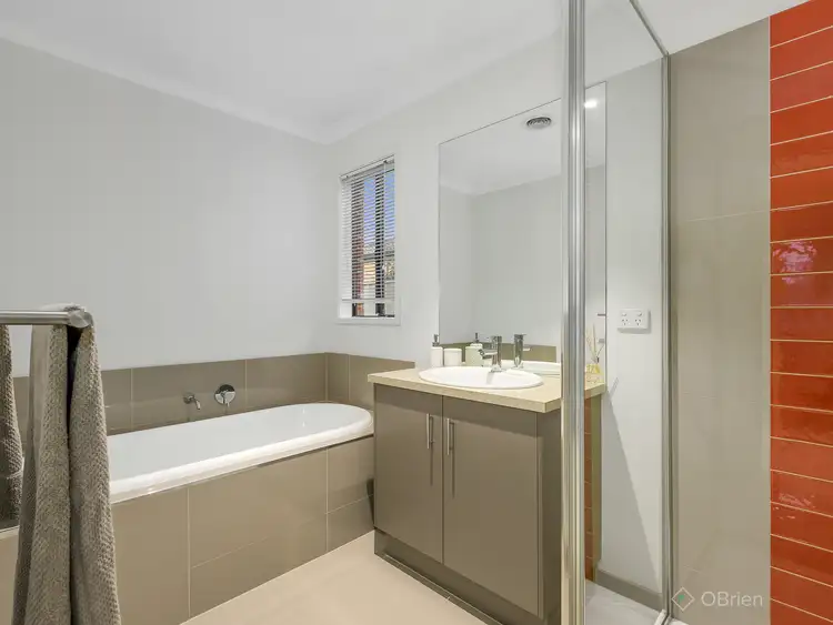 Sixth view of Homely house listing, 5 Woodsman Way, Cranbourne East VIC 3977