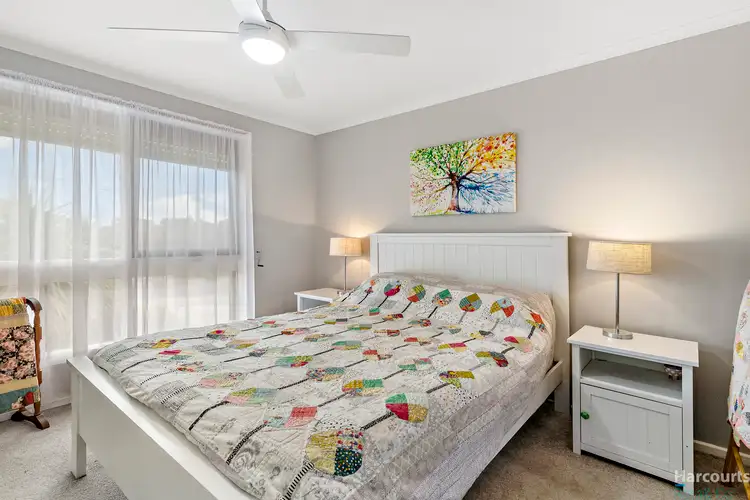 Fifth view of Homely house listing, 15 Gunsynd Close, Thomastown VIC 3074