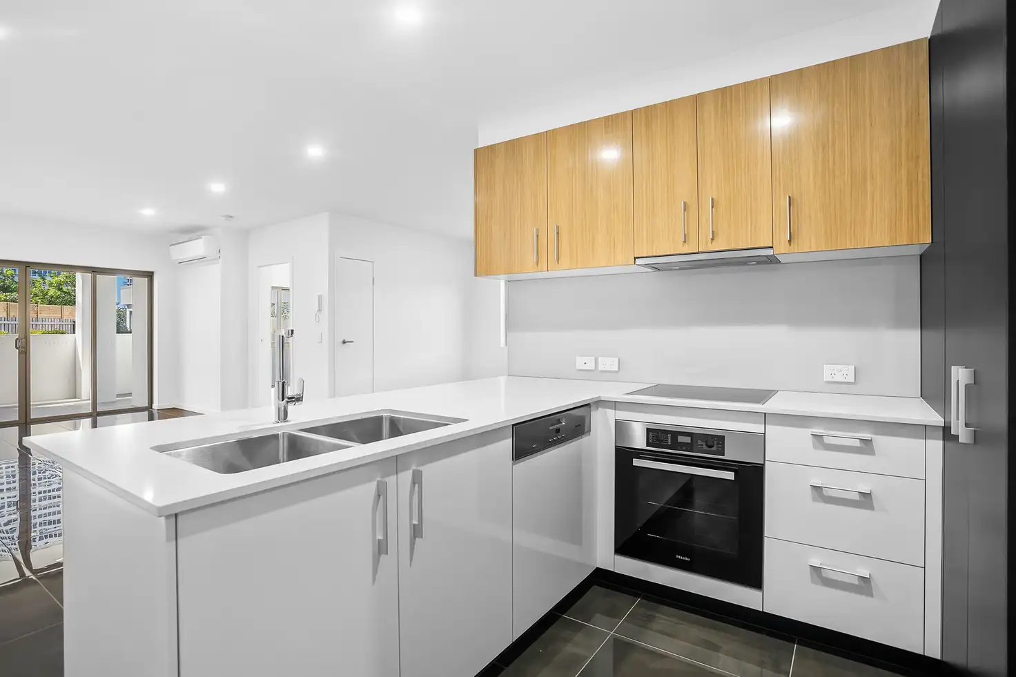 Main view of Homely apartment listing, 4/35-37 Tarcoola Crescent, Chevron Island QLD 4217