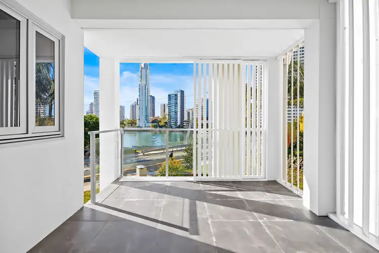 12/35-37 Tarcoola Crescent, Chevron Island QLD 4217