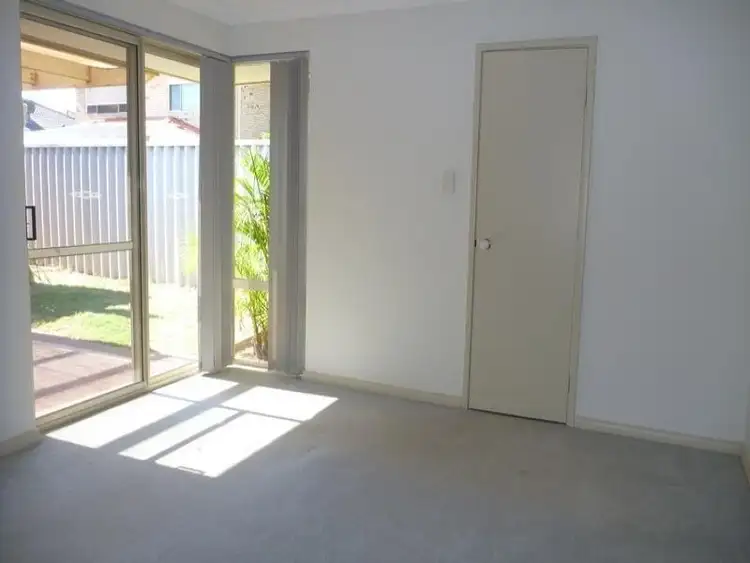 Fourth view of Homely villa listing, 3/170 Grand Promenade, Doubleview WA 6018