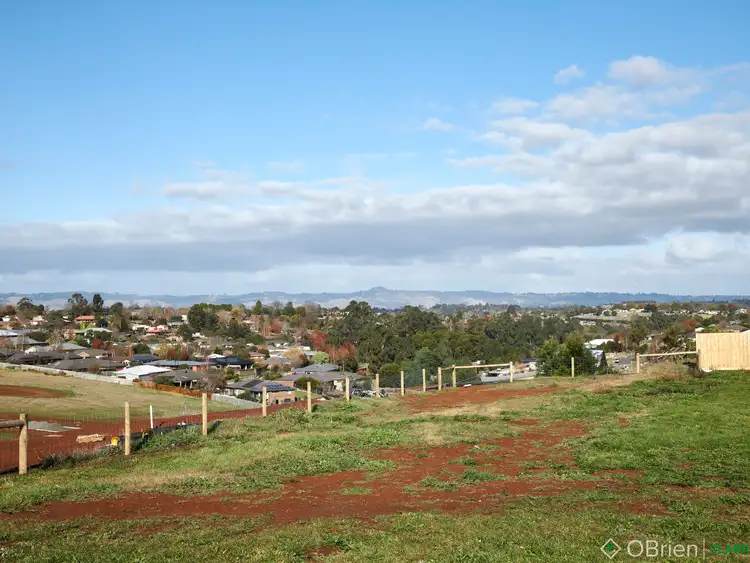 38 Silver Wattle Drive, Warragul VIC 3820