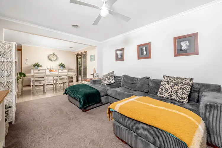 Second view of Homely house listing, 8 Barak Court, Ngunnawal ACT 2913