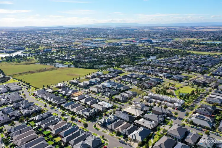 Fifth view of Homely house listing, 20 Baronial Way, Craigieburn VIC 3064